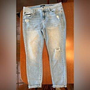 Judy Blue Skinny Blue Jeans Distressed Style